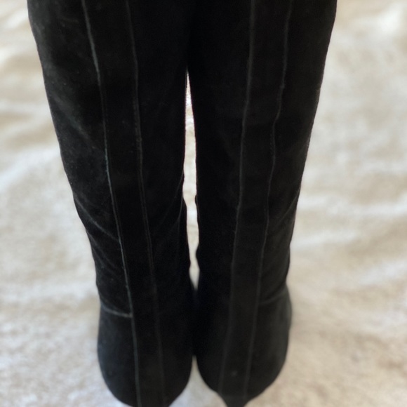 Suede pointed high heeled boots - Picture 3 of 8